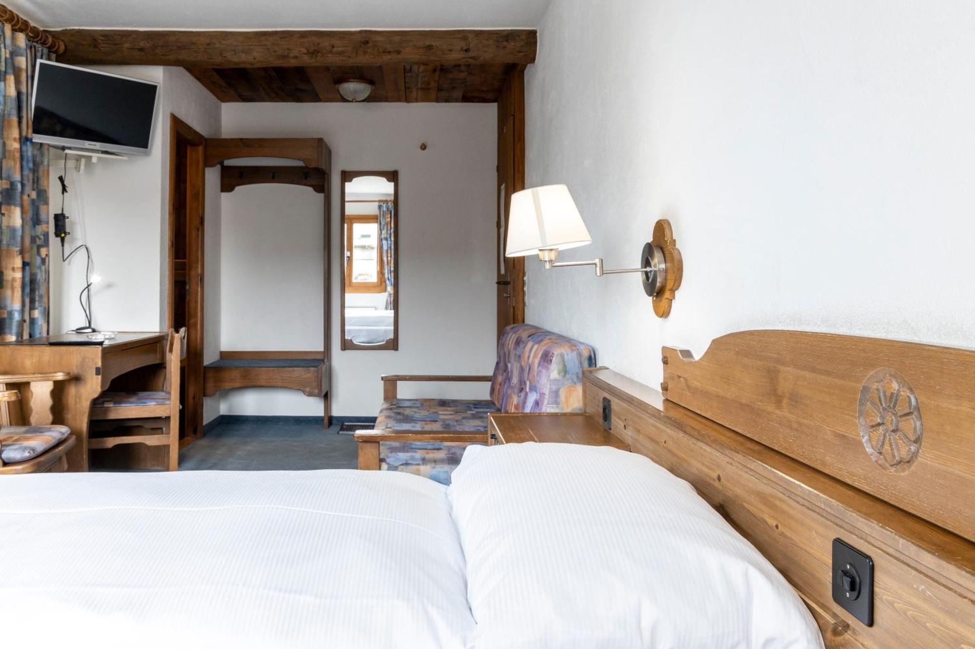 Hotel Chesa Grischa Sils Baselgia المظهر الخارجي الصورة
